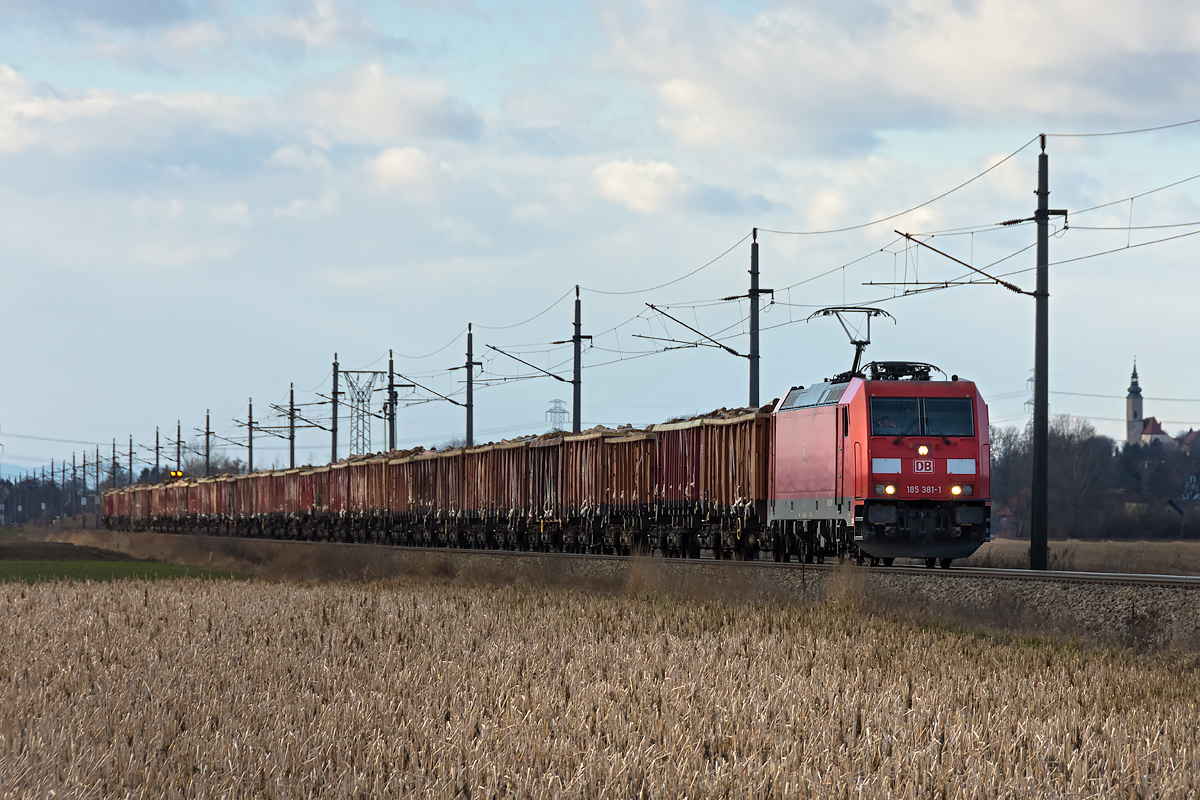 185 381 war am 18.01.2019 zwischen Hausleiten und Stockerau unterwegs.