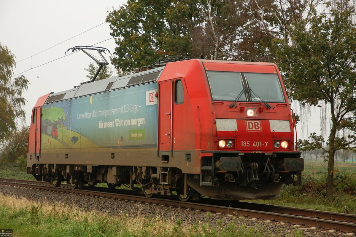 185 401-7 DB Werbelok in Dülken, am 01.11.2019.