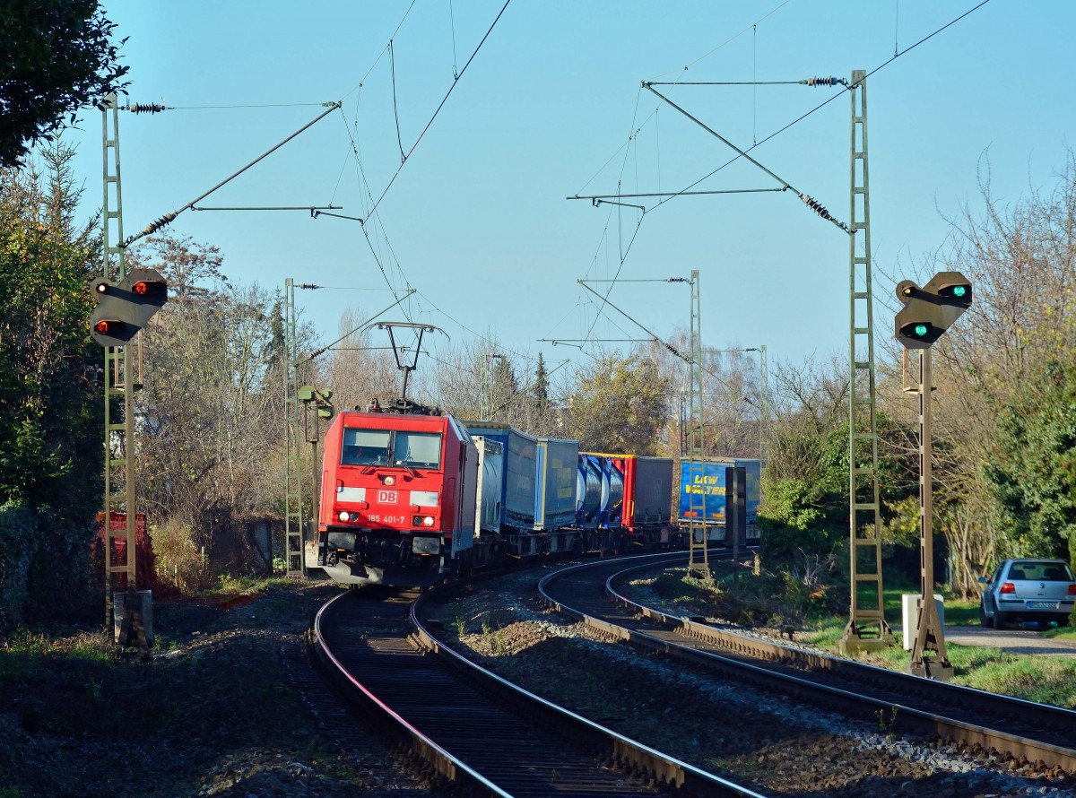 185 401-7 mit gem. Güterzug durch Bonn-Beuel - 27.11.2015