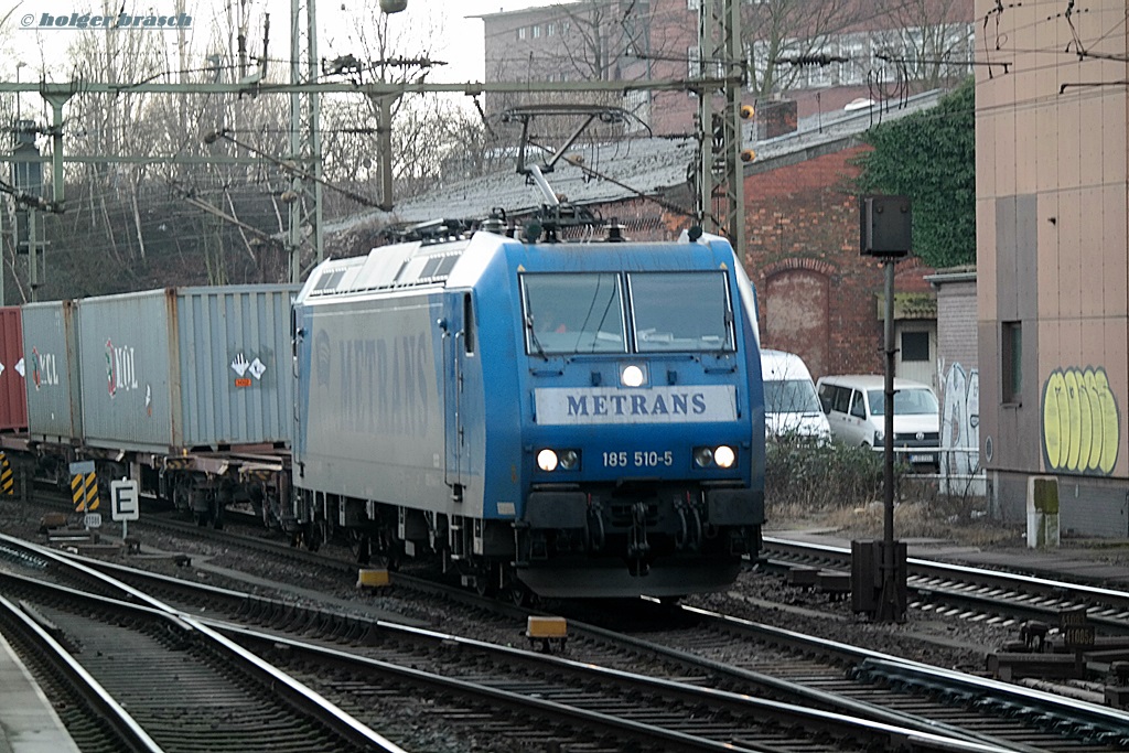 185 510-5 ist mit einen intermodal am 15.02.14 durch hh-harburg gefahren