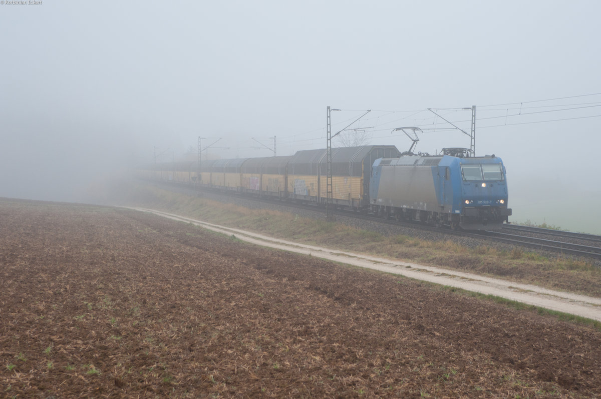 185 528-7 mit einem Altmannzug bei Parsberg Richtung Regensburg, 04.11.2016