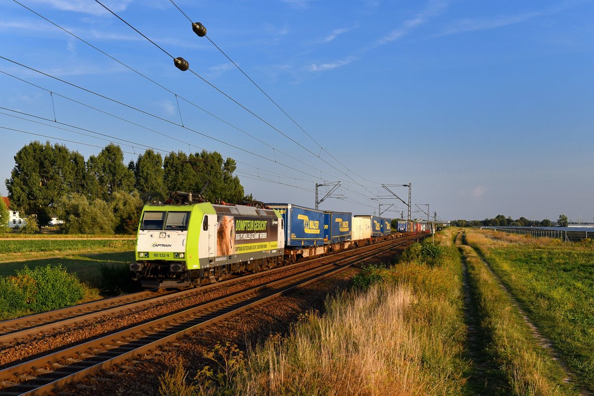 185 532 mit DGS 41944 am 21.08.2018 bei Plattling. 