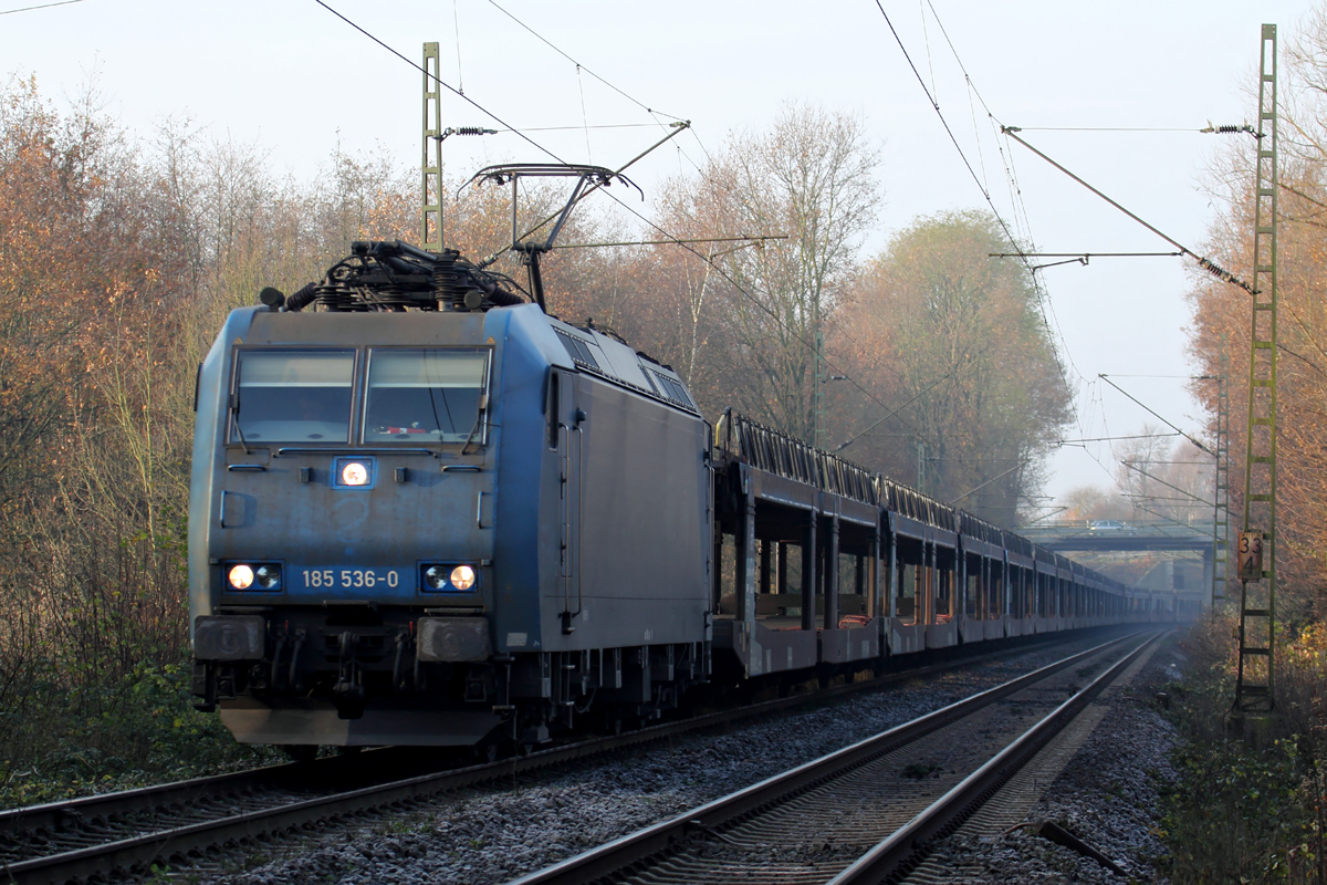 185 536-0 auf der Hamm-Osterfelder Strecke in Recklinghausen-Suderwich 29.11.2014