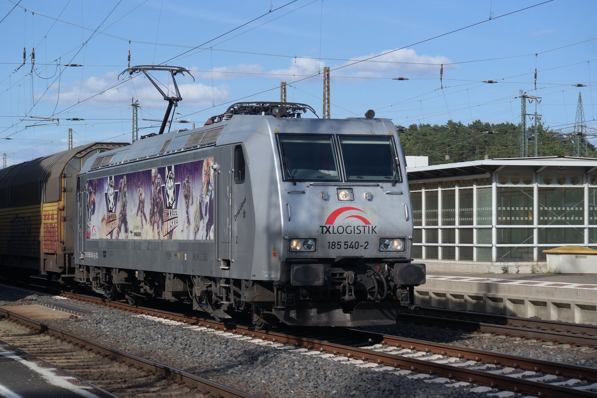185 540  EC Kassel Huskies  am 26.07.2015 mit einem ARS-Zug in Eichenberg.
