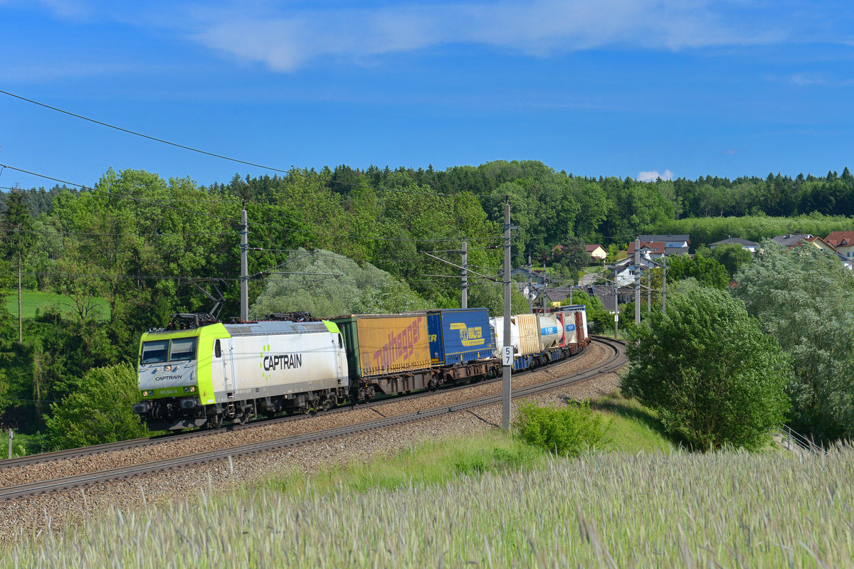 185 541 mit TEC 42920 am 23.05.2017 bei Haiding. 