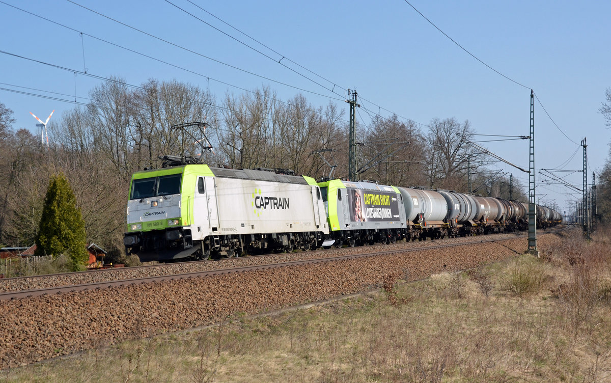 185 580 schleppte zusammen mit 185 548 einen Kesselwagenzug am 08.04.18 durch Burgkemnitz Richtung Bitterfeld.