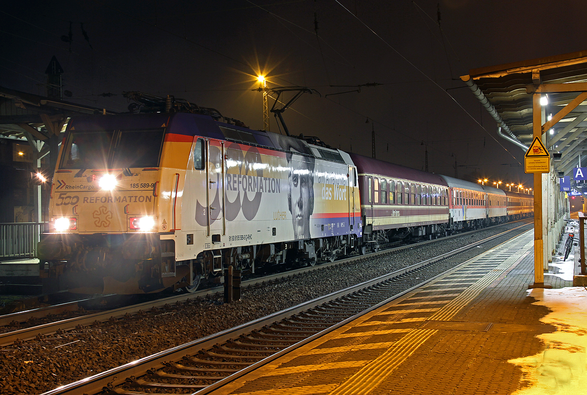 185 589 am Schnee-Express aus Bludenz nach Hamburg in Bonn Beuel am 04.03.2018