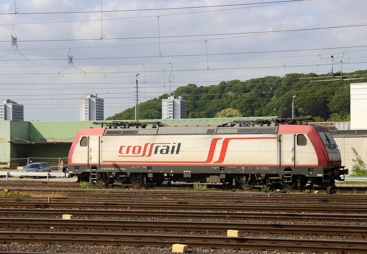 185 591-5 von Crossrail steht abgestellt in Aachen-West.
Aufgenommen vom Bahnsteig in Aachen-West.
Bei Sonne und Wolken am Abend vom 3.6.2015.