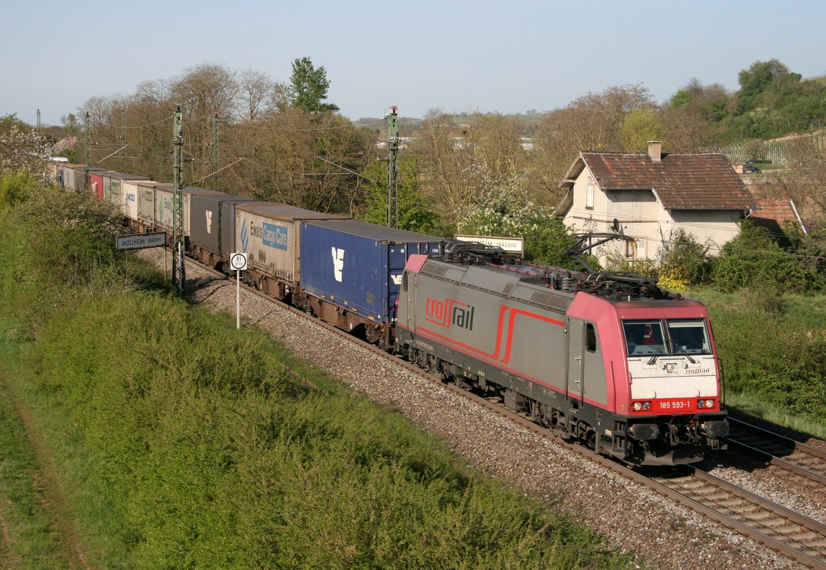 185 593 mit DGS 41587 (Crossrail, Antwerpen–Novara) am 21.04.2015 zwischen Mllheim (Baden) und Auggen