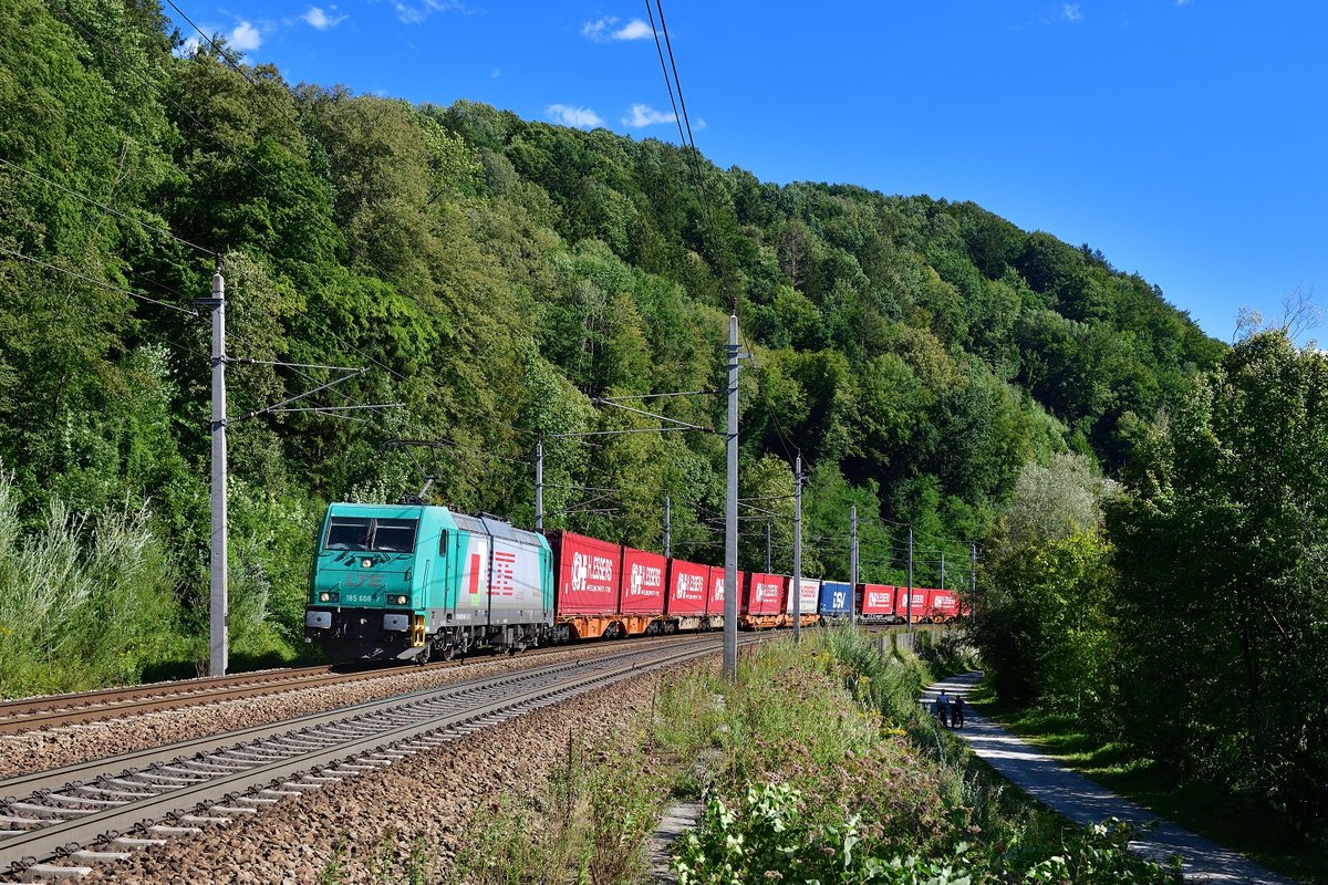 185 608 mit TEC 40666 am 26.08.2020 bei Ingling.