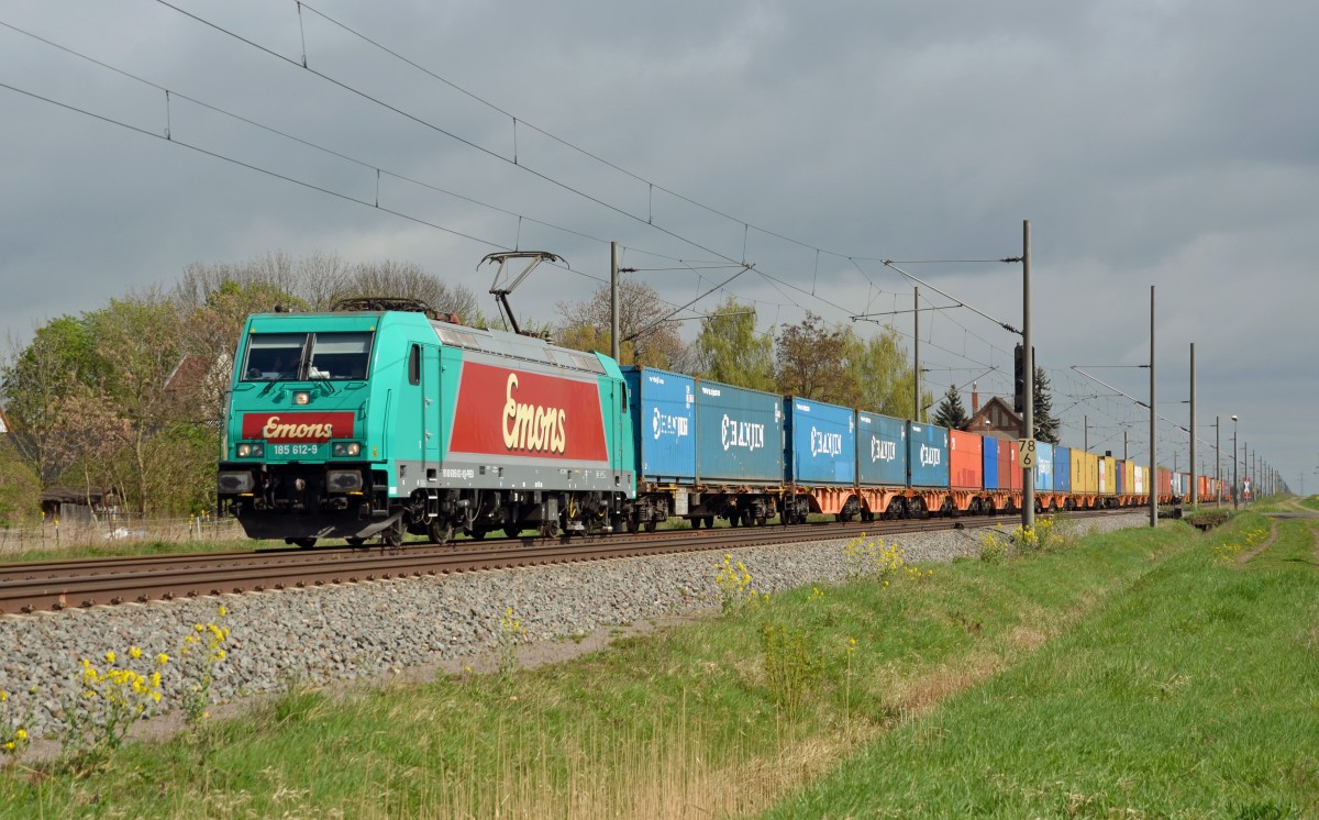 185 612 fuhr am 10.04.14 mit einem Containerzug von Hamburg-Waltershof nach Bad Schandau durch Braschwitz gen Halle(S).