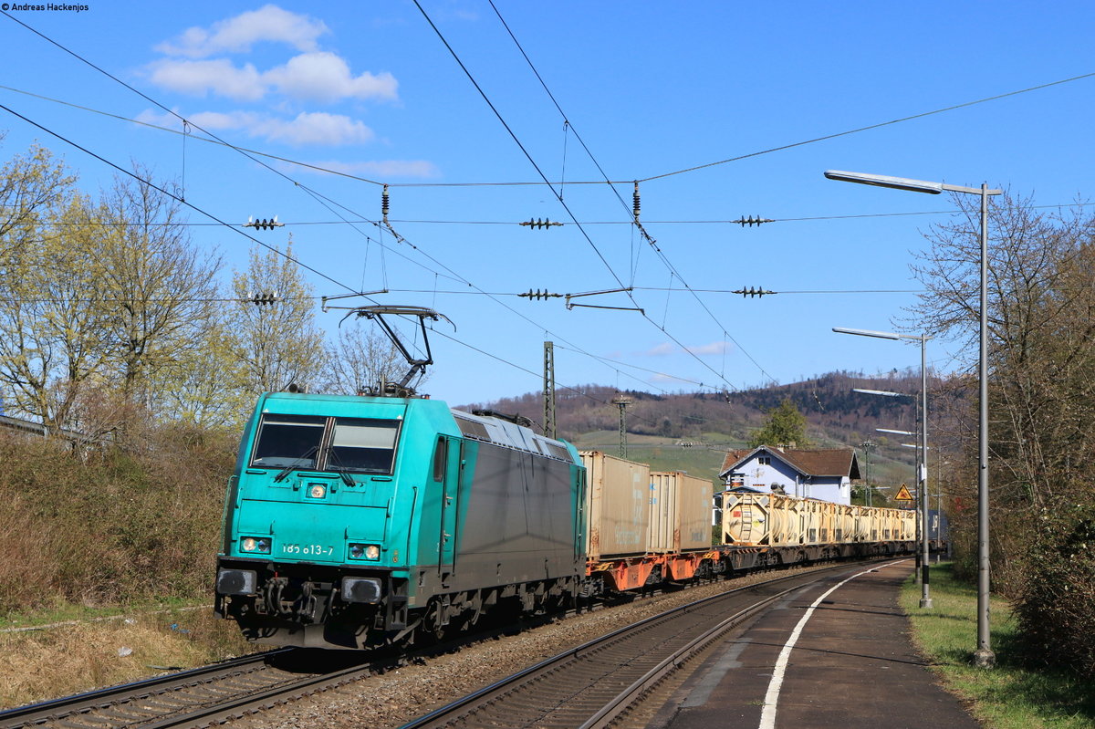 185 613-7 mit dem DGS 40047 (Zeebrugge Vorming-Bologna Interporto) in Schallstadt 31.3.20