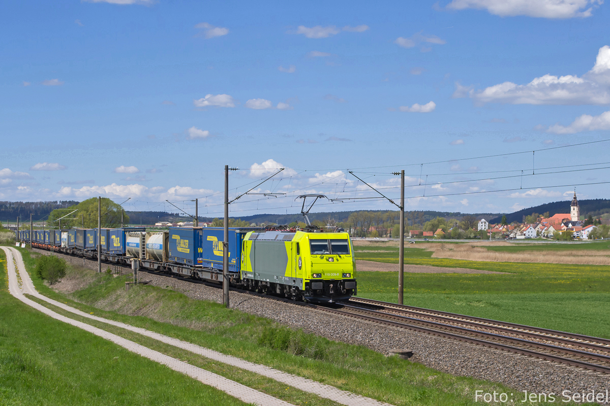 185 628 (ex Cargonet 119 009) bei Schmalenbach.