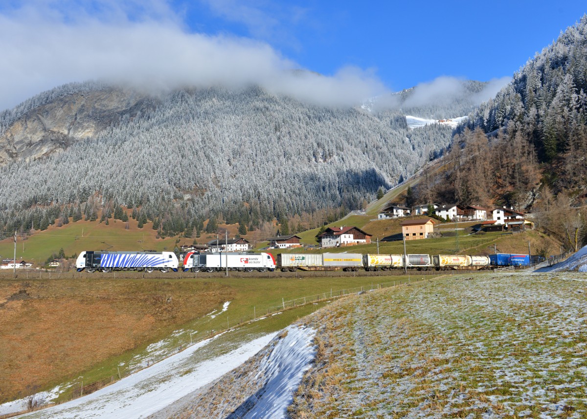 185 662 + 185 664 mit DGS 43125 am 22.01.2014 bei St. Jodok am Brenner. 
