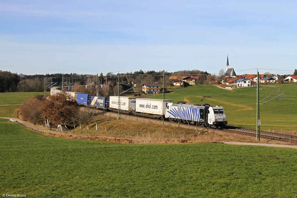 185 662 mit Ekol am 06.02.2016 bei Teisendorf.