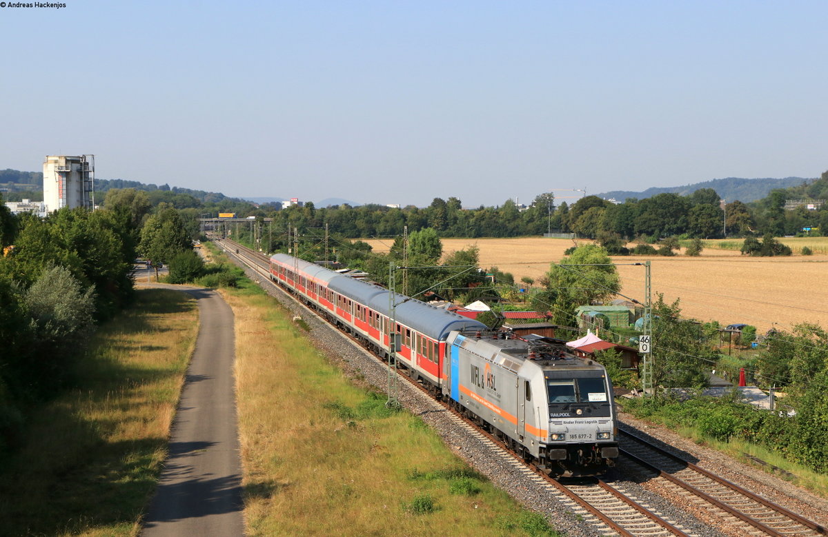 185 677-2 mit dem IRE 95864 (Tübingen Hbf-Stuttgart Hbf) bei Tübingen Lustnau 12.8.20