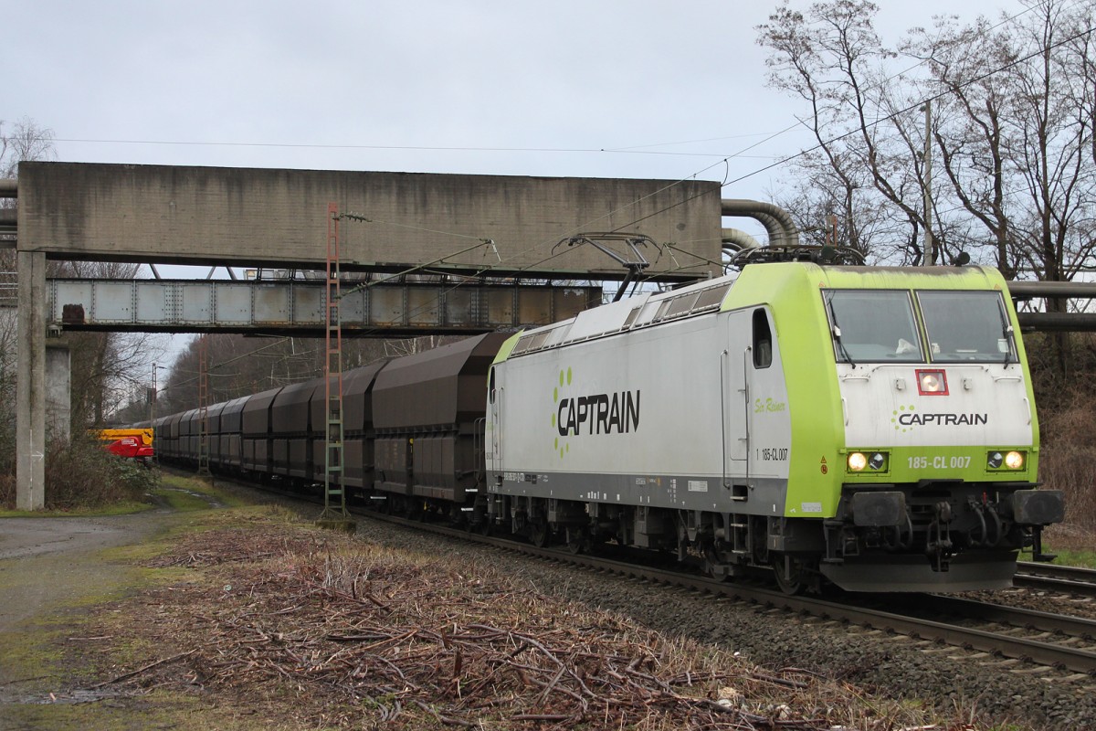 185-CL 007  Sir Reiner  zog am 22.2.14 einen Fal-Zug durch Bottrop-Welheim.