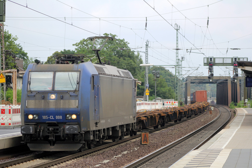 185-CL 008 mit DGS 69407  Dradenau - Sehnde, aufgenommen in Celle.
Aufnahmdatum: 08.08.2015