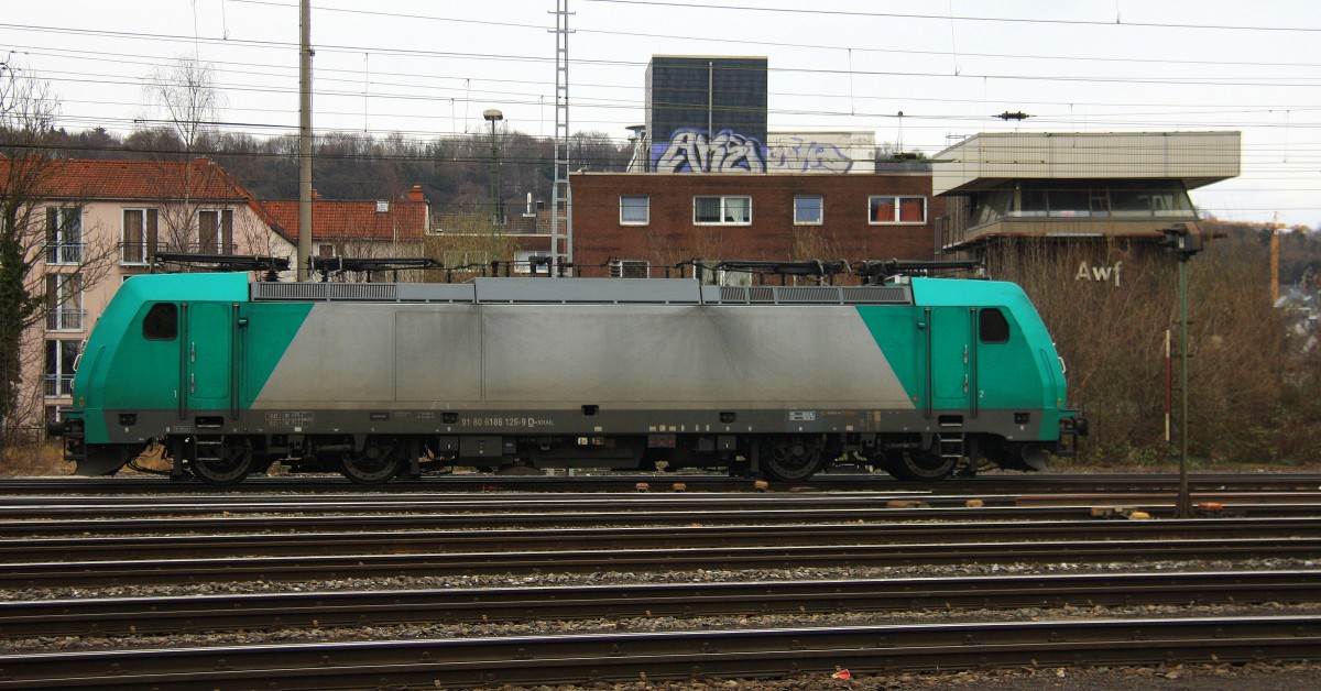 186 126 von Crossrail steht in Aachen-West abgestellt. Aufgenommen vom Bahnsteig in Aachen-West am Nachmittag vom 28.2.2014.