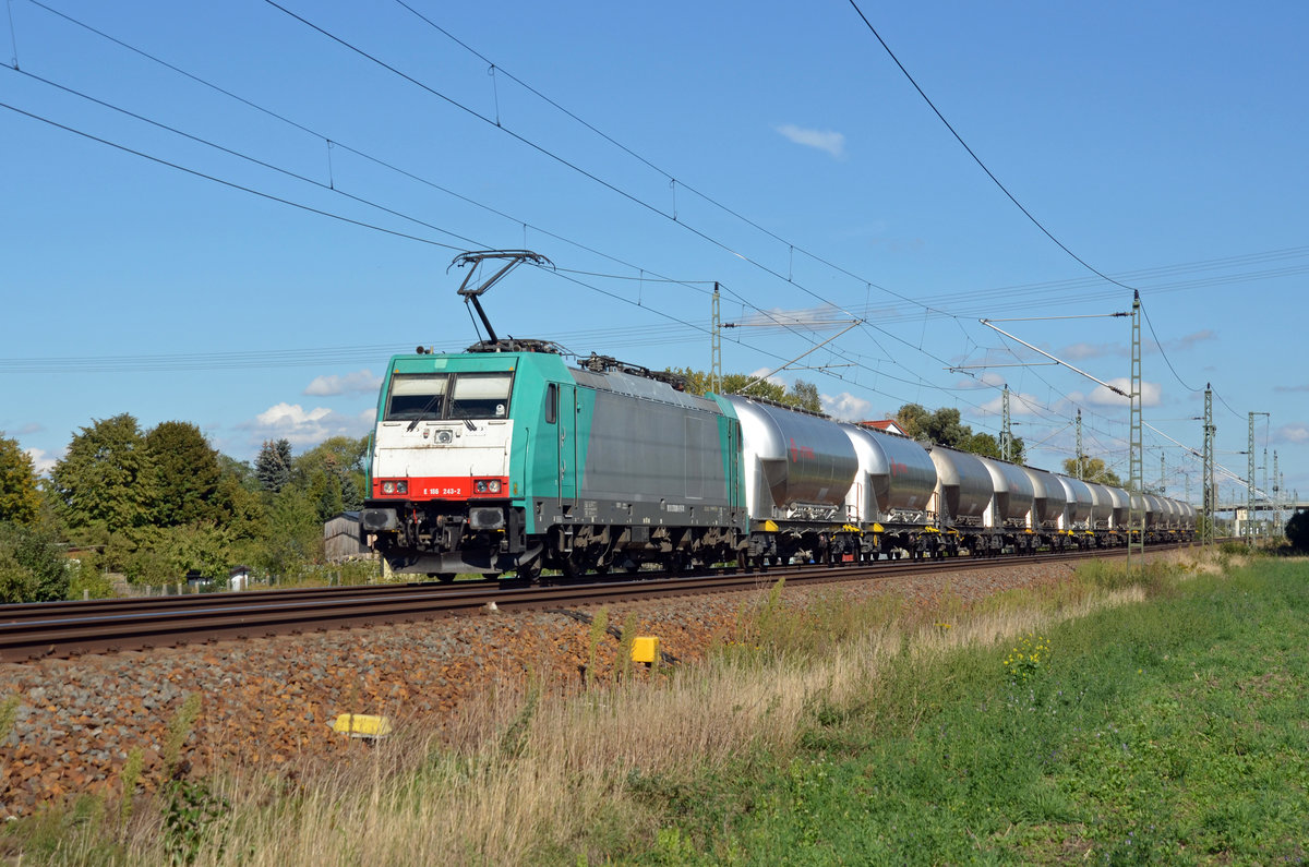 186 243 der Transchem rollte am 28.09.20 mit einem Silozug durch Gräfenhainichen Richtung Bitterfeld.