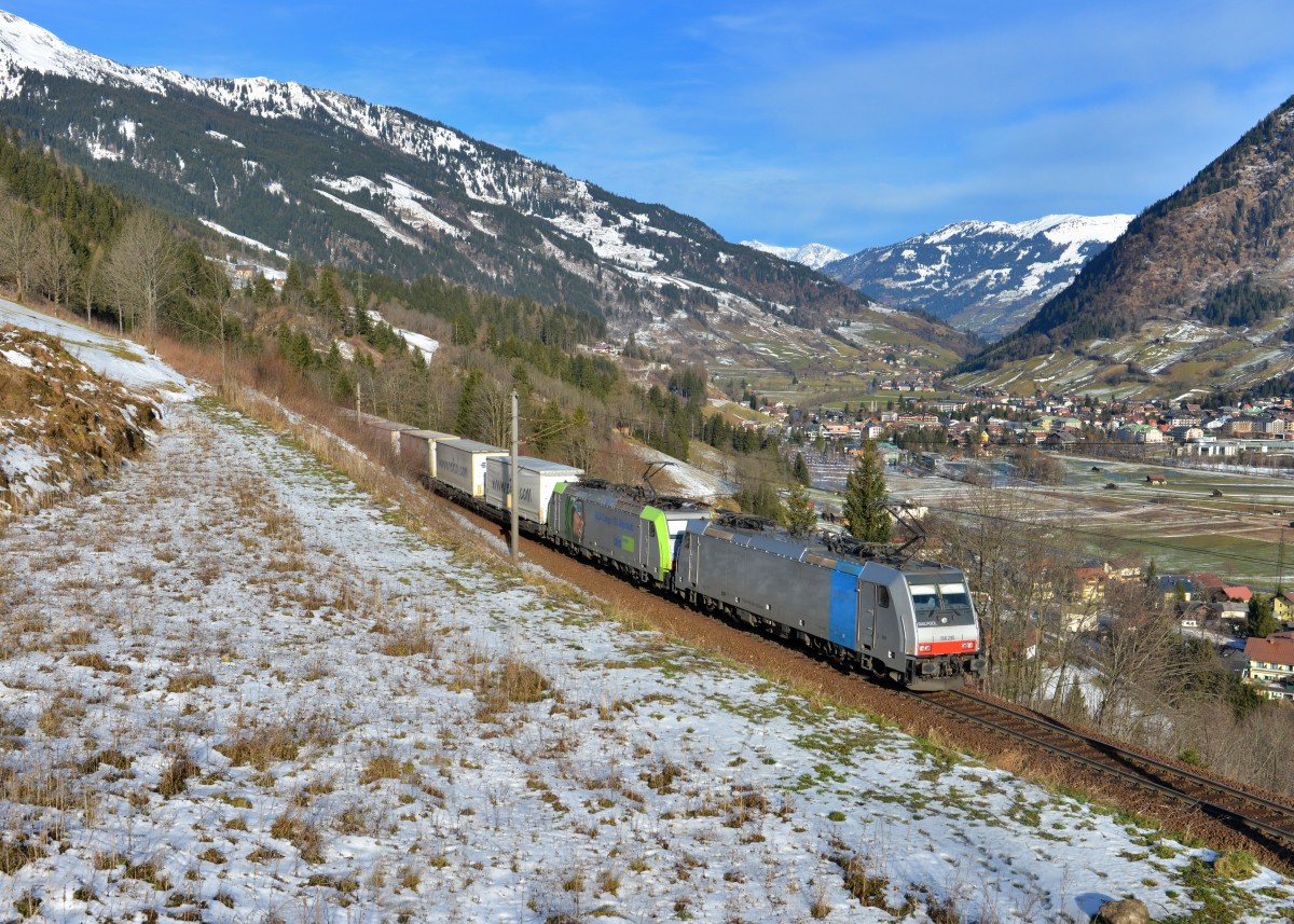 186 288 + Re 486 505 mit DGS 41853 am 10.01.2015 bei Angertal.