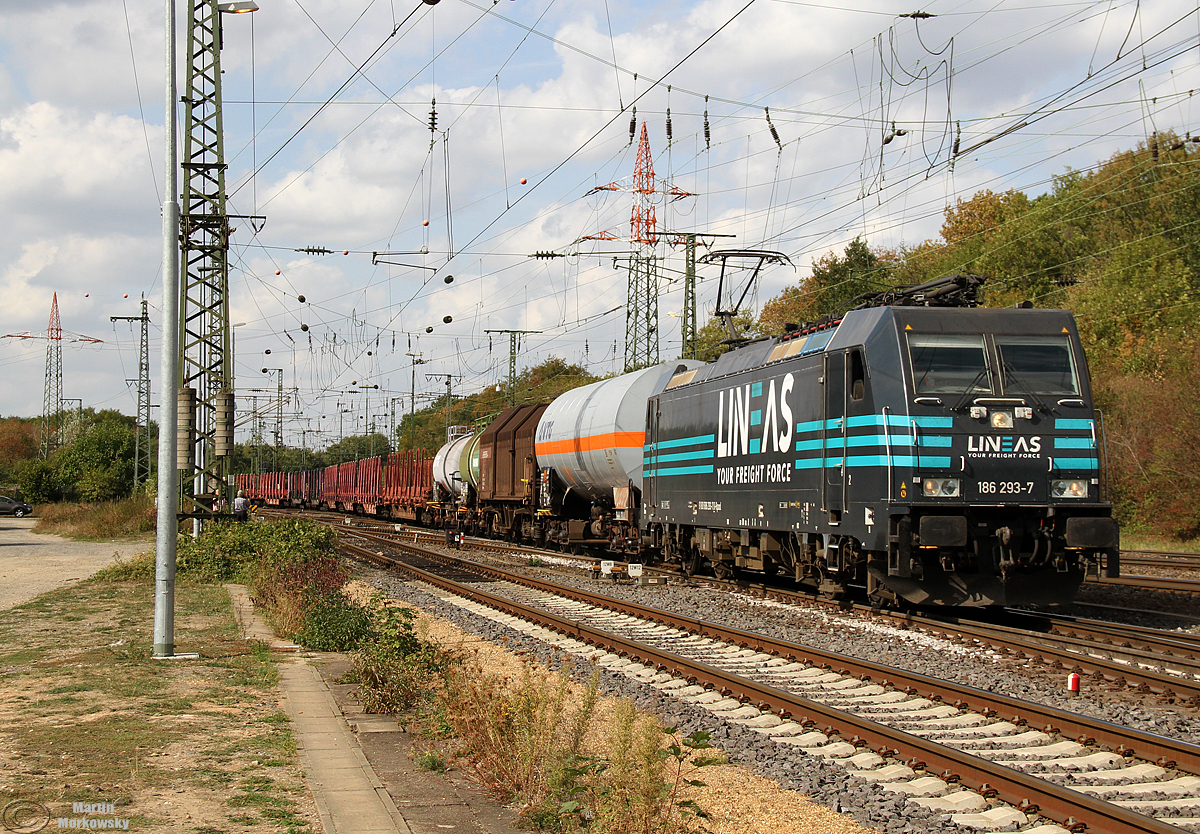 186 293  Lineas  in Gremberg am 19.09.2018