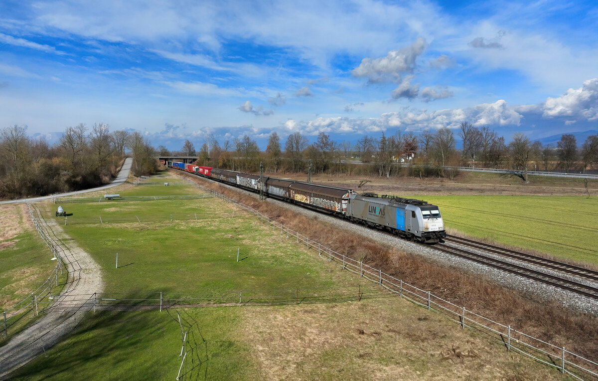 186 294 mit DGS 40679 am 18.02.2024 bei Schwarzwöhr.