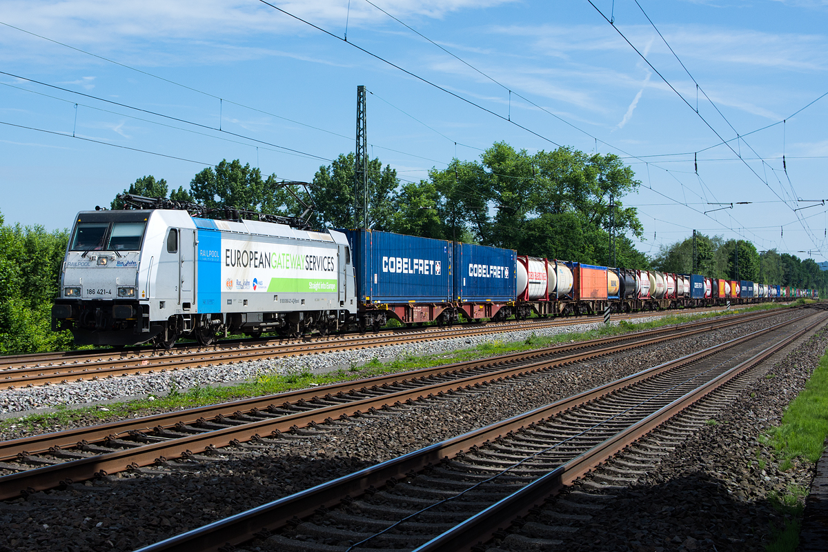 186 421-4 am 10.06.2016 bei Bielefeld