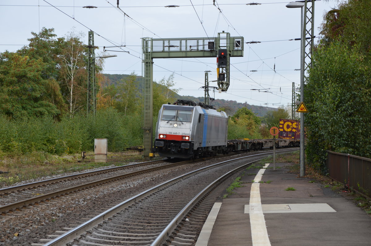 186 448-7 bei der Durchfahrt in Oberlahnstein

Aufnahme Ort: Oberlahnstein
Aufnahme Datum: 22.09.2018