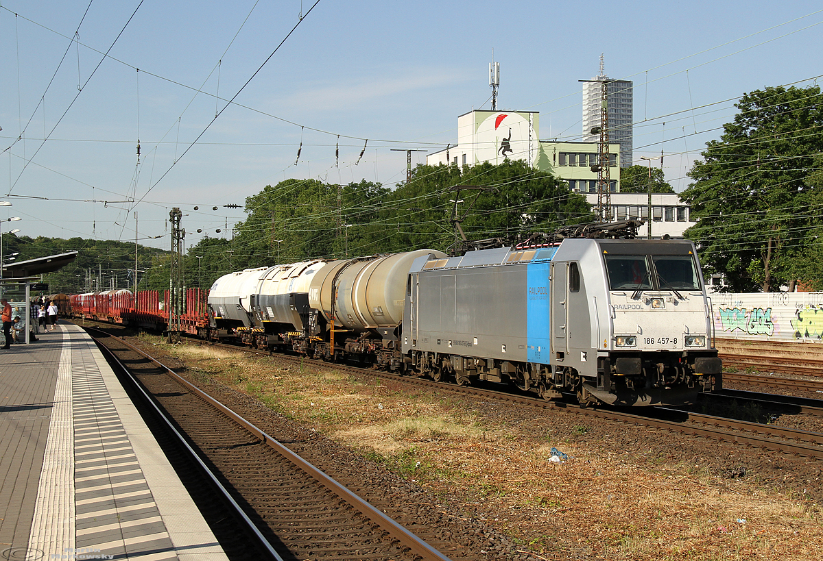 186 457 in Köln West am 19.06.2019