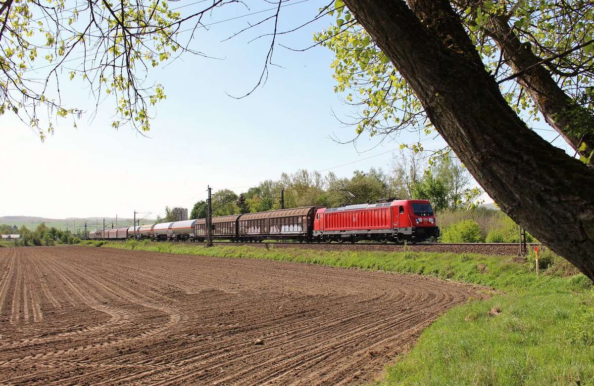 187 082 zu sehen am 28.04.18 in Remschütz.