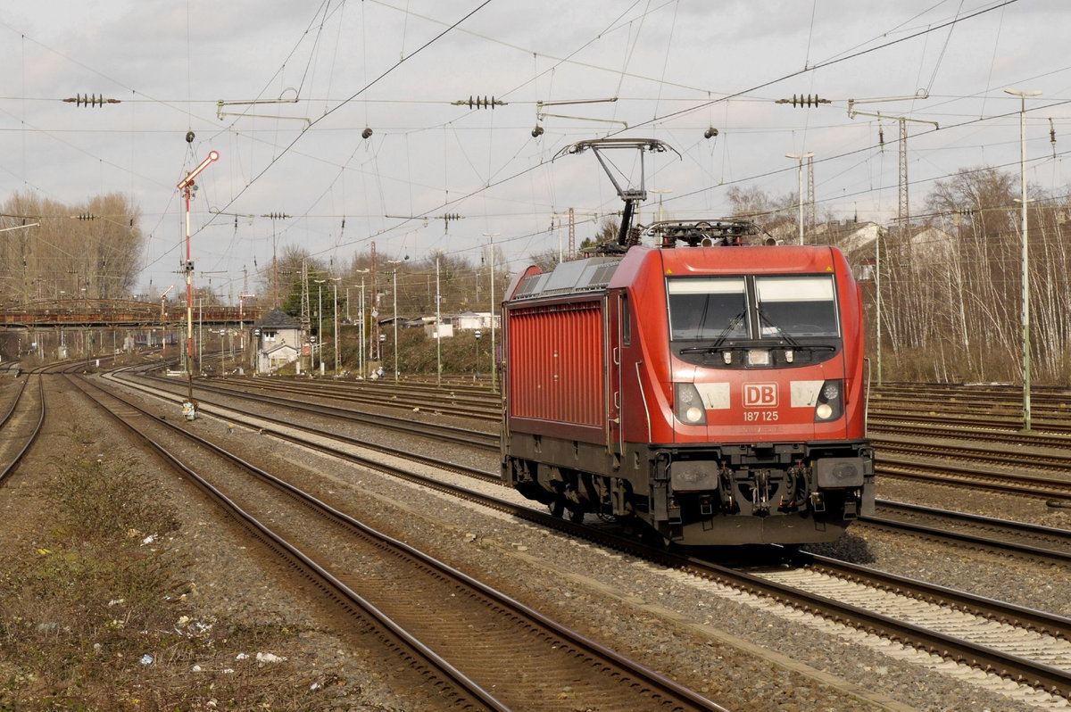 187 125 Lz in Düsseldorf-Rath am 19.2.21.