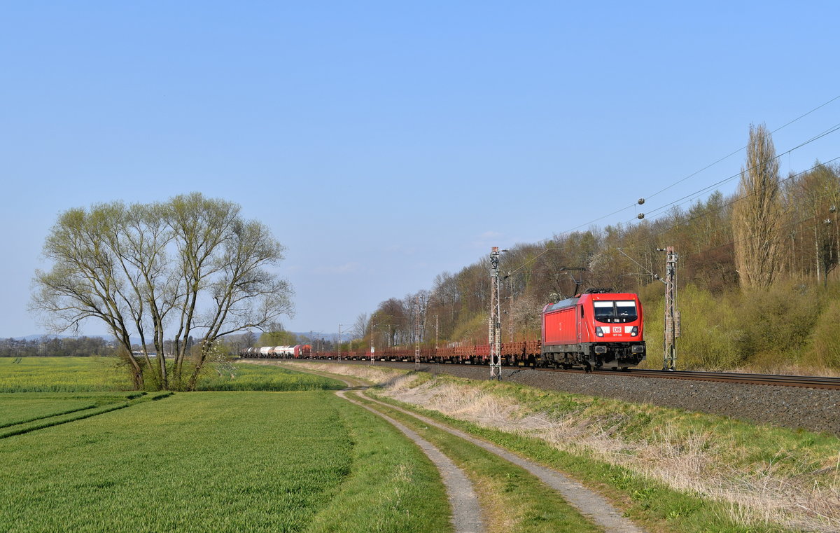 187 136 mit EZ 51135 (Seelze Mitte-Halle(Saale) ZBA Süd) am 09.01.2020 bei Sudheim