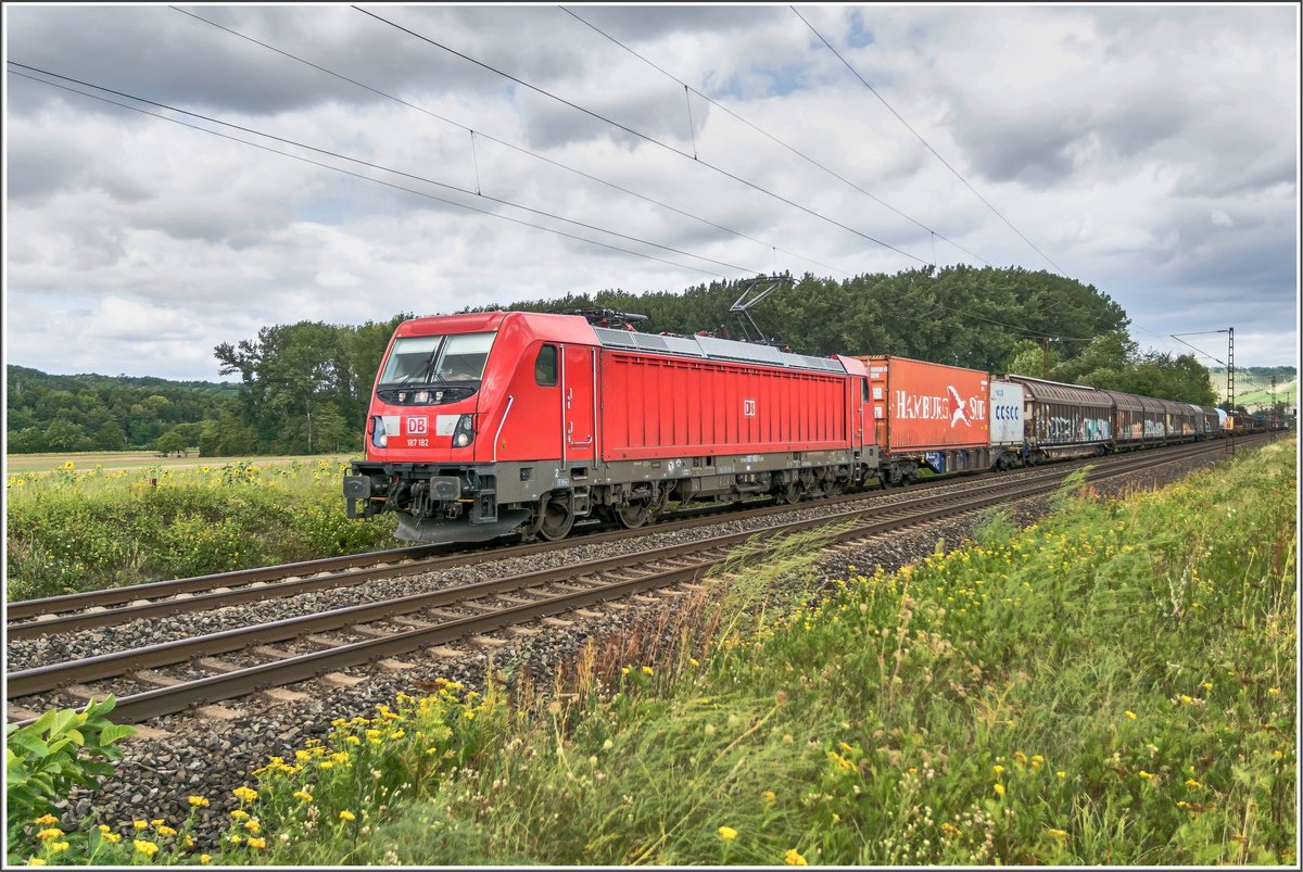 187 182-1 bei Retzbach-Zellingen unterwegs,26.08.2020.