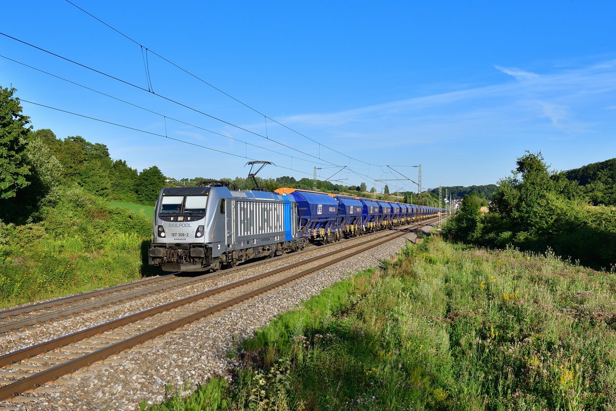 187 308 mit einem Düngerzug am 29.07.2020 bei Deuerling.