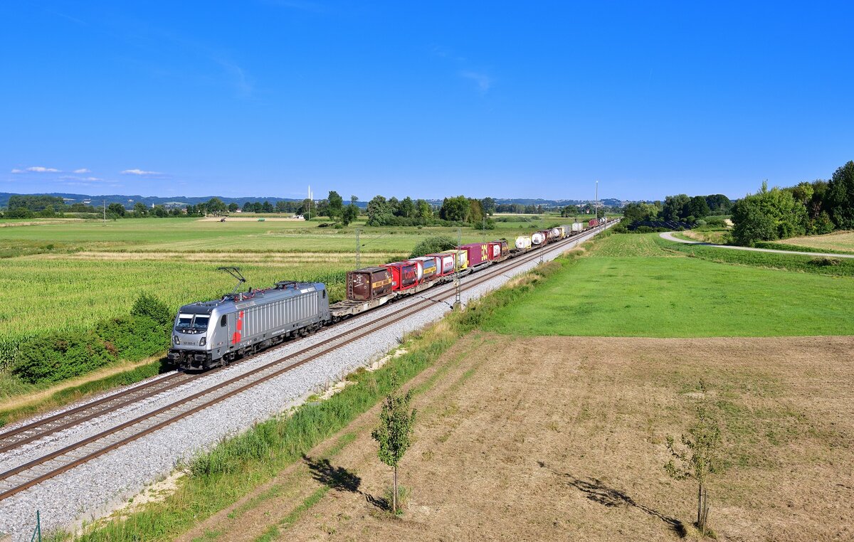 187 503 mit DGS 42950 am 17.07.2022 bei Osterhofen.