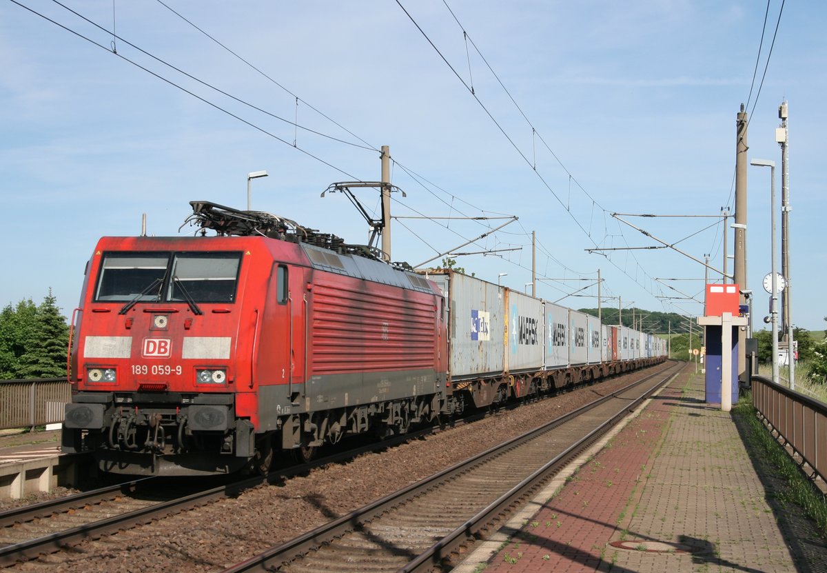 189 059 mit KT 41340 (Bratislava–Bremerhaven) am 01.06.2017 in Ovelgnne