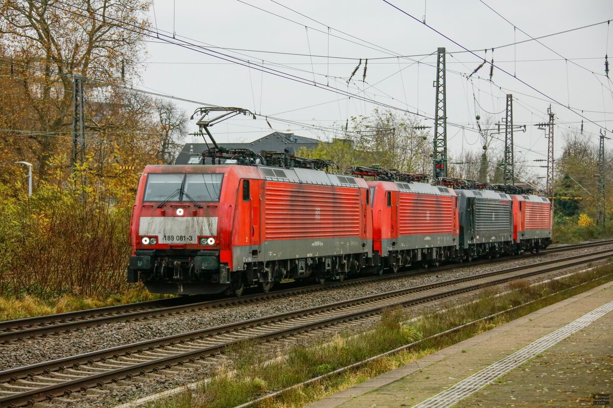 189 081-3 mit Lokzug in Hilden, am 20.11.2021.