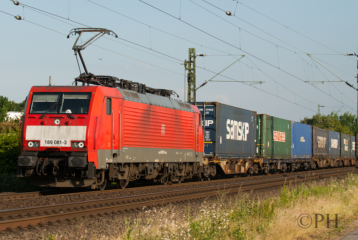 189 081 bei der Durchfahrt von Meerbusch am 08.06.2015