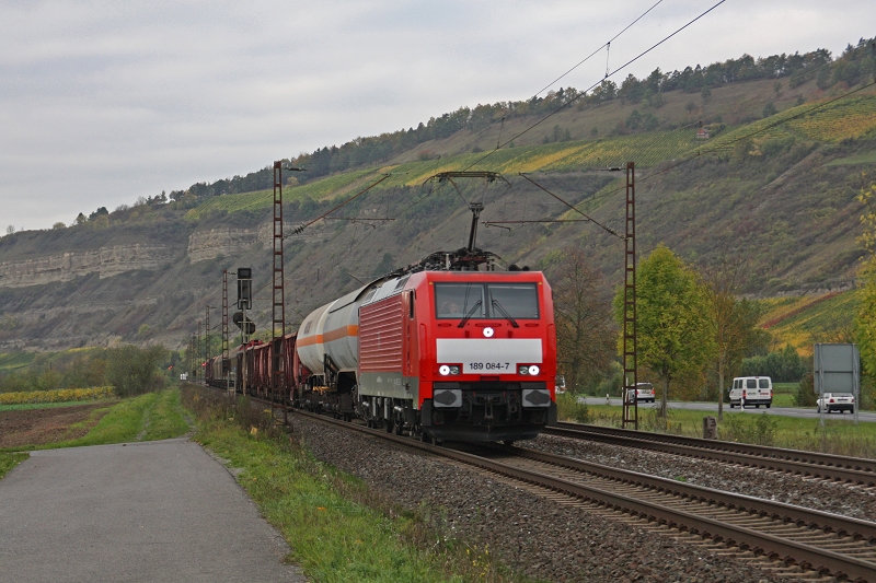 189 084 am 23.10.14 in Thüngersheim gen Würzburg
