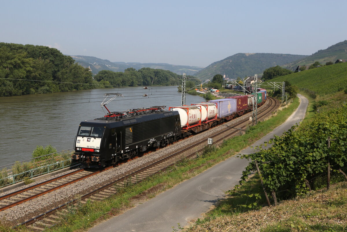 189 096 mit einem  KLV  am 23. Juli 2021 bei Lorch am Rhein.