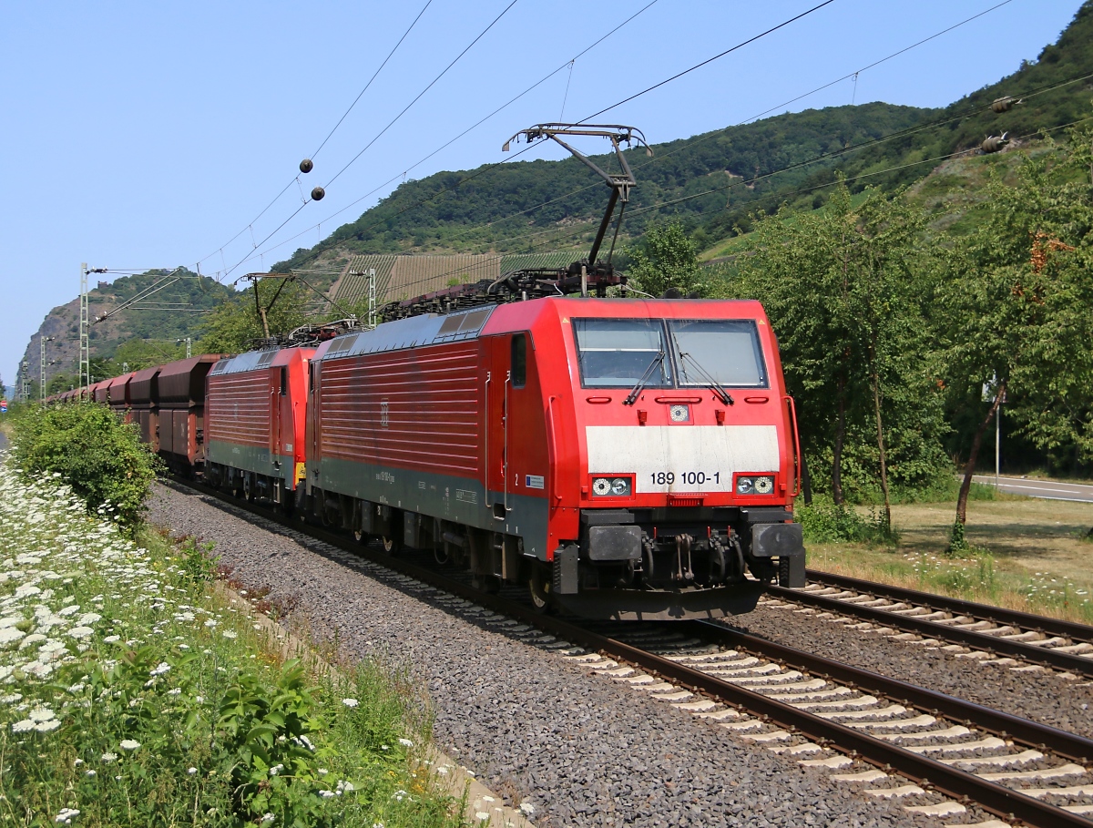 189 100-1 in Doppeltraktion mit 189 030-0 und Falns-Ganzzug in Fahrtrichtung Koblenz. Aufgenommen in Leutesdorf am 17.07.2015.