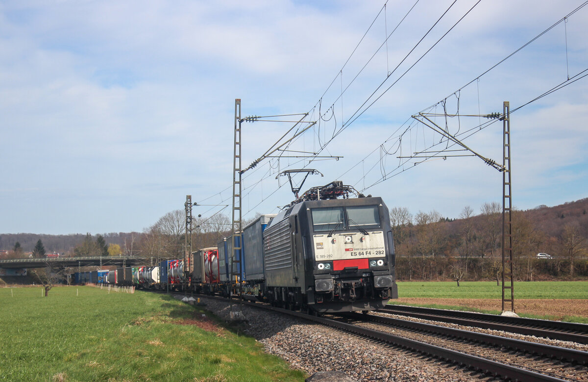 189 282 mit dem DGS******
(Rotterdam Waalhaven-Schweizer Grenze)? In Kollmarsreute (18.03.23)
