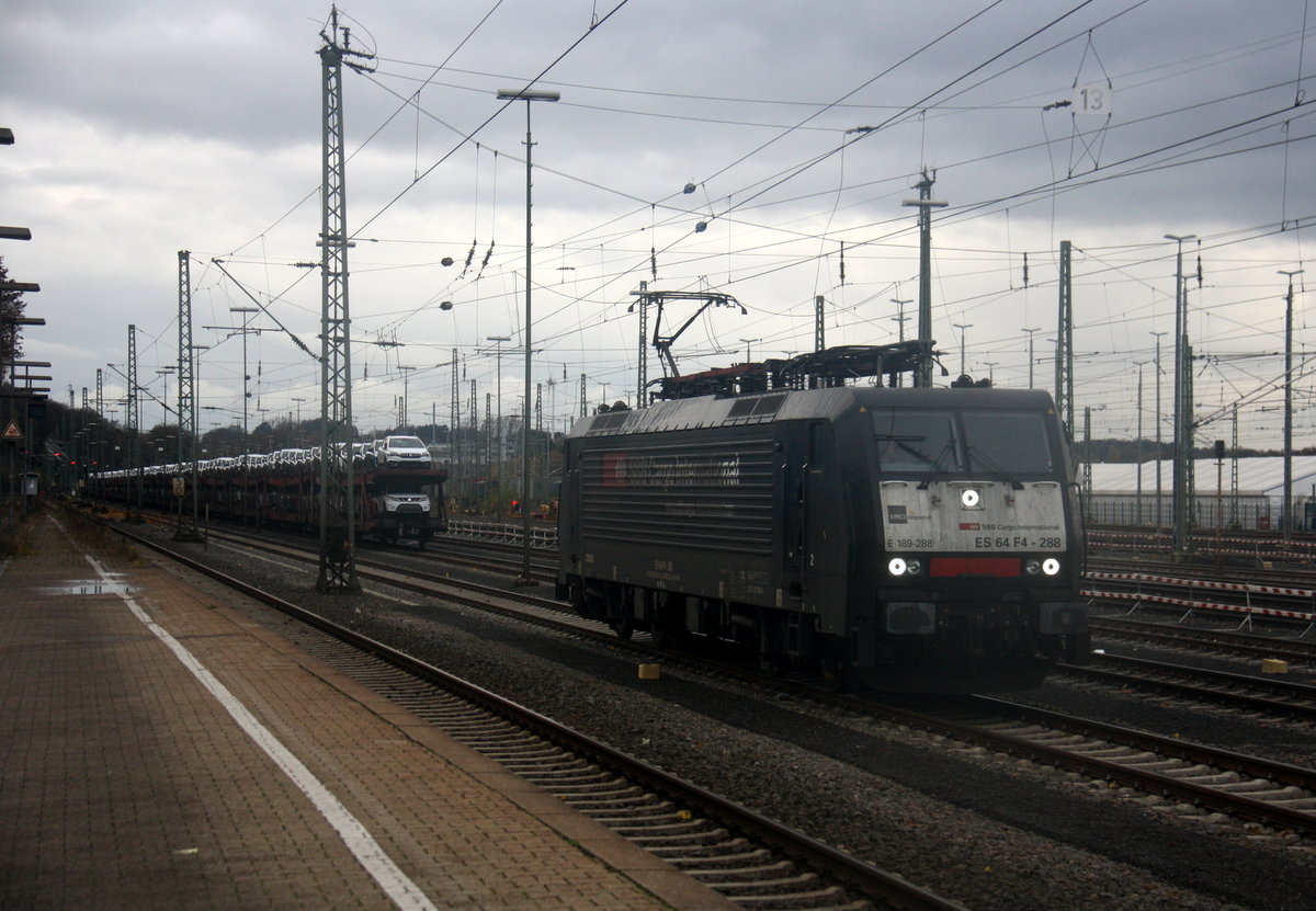 189 288 von der SBB Cargo(International) rangiert in Aachen-West. 
Aufgenommen vom Bahnsteig in Aachen-West.
Bei Wolken am Nachmittag vom 17.11.2016.