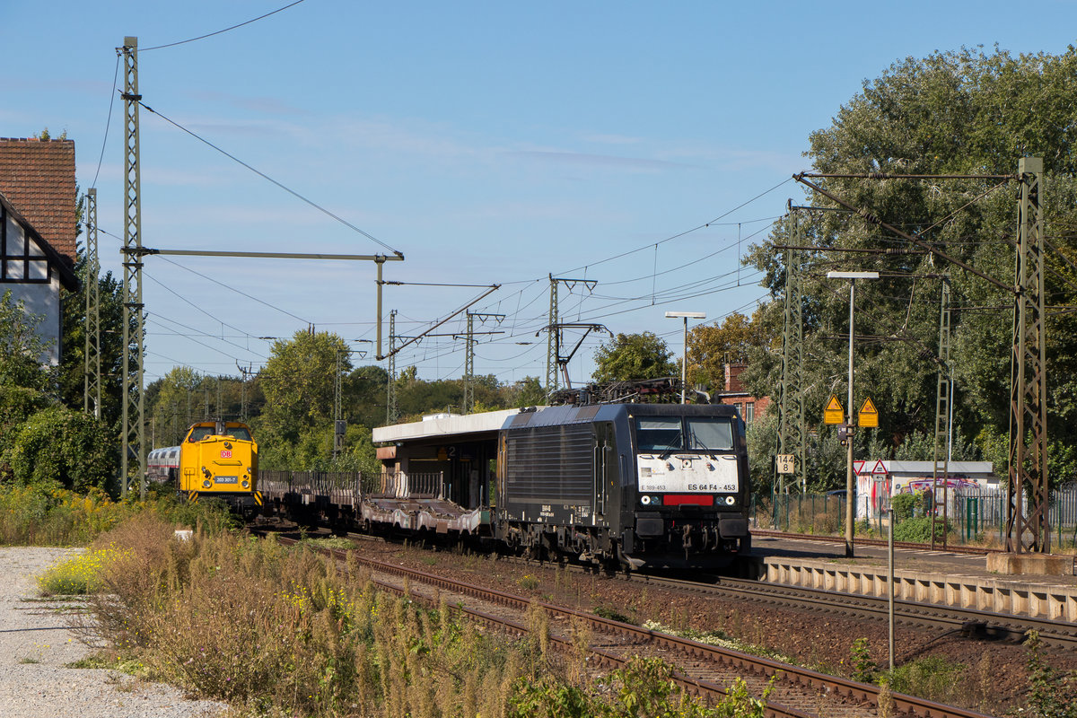 189 453-4 war am 9. September 2018 mit einem Güterzug in Magdeburg (Sudenburg) unterwegs. 