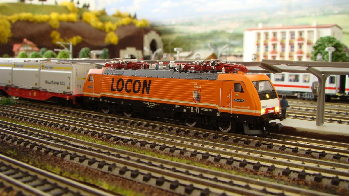 189 820 LOCON, auf meiner Anlage, von Minitrix, Epoche VI.