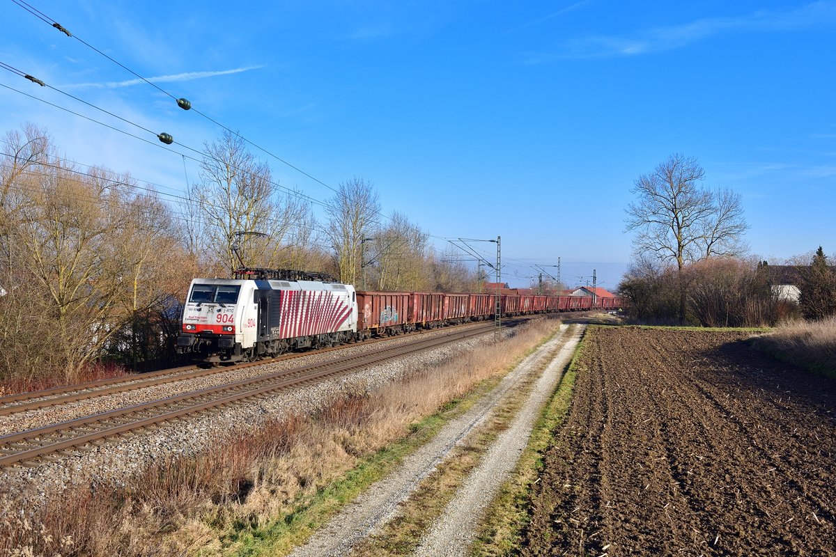 189 904 mit DGS 45194 am 16.01.2020 bei Langenisarhofen.