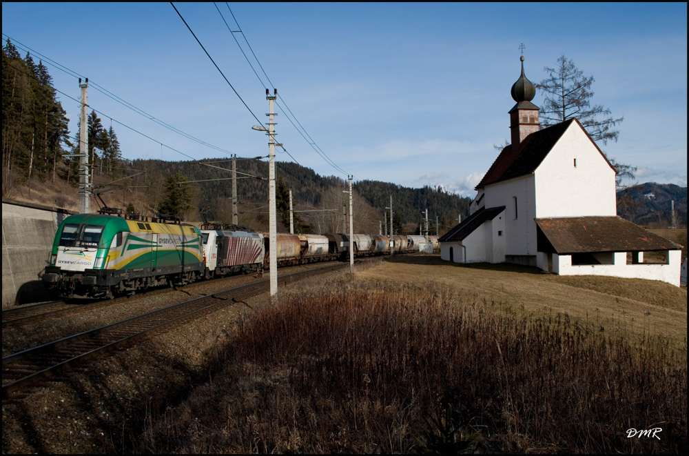 189 904 war am 6.3.2016 für den Transport des 48171 zuständig, über den Semmering und den Neumarkter Sattel bis Mariahof half Ihr dabei die 182 570. St.Michael 6.3.2016  