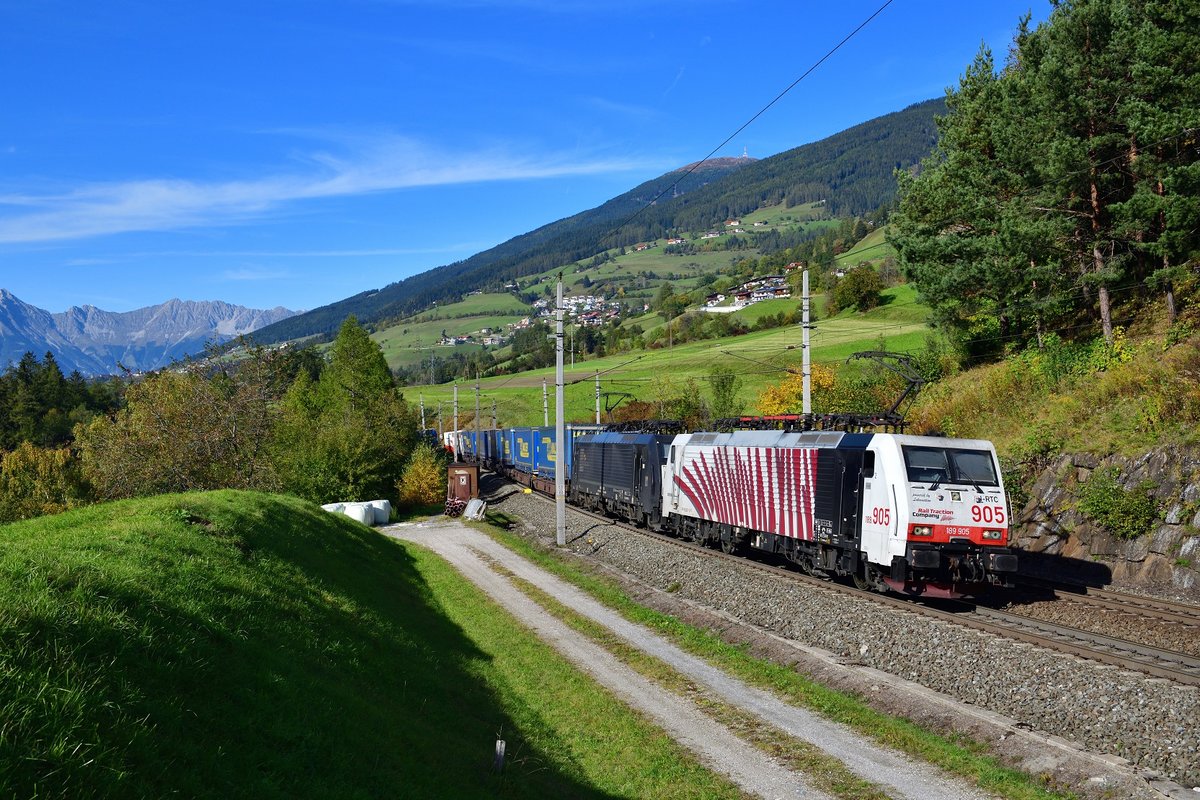 189 905 + 189 910 mit TEC 43129 am 12.10.2019 bei Mühlbachl.