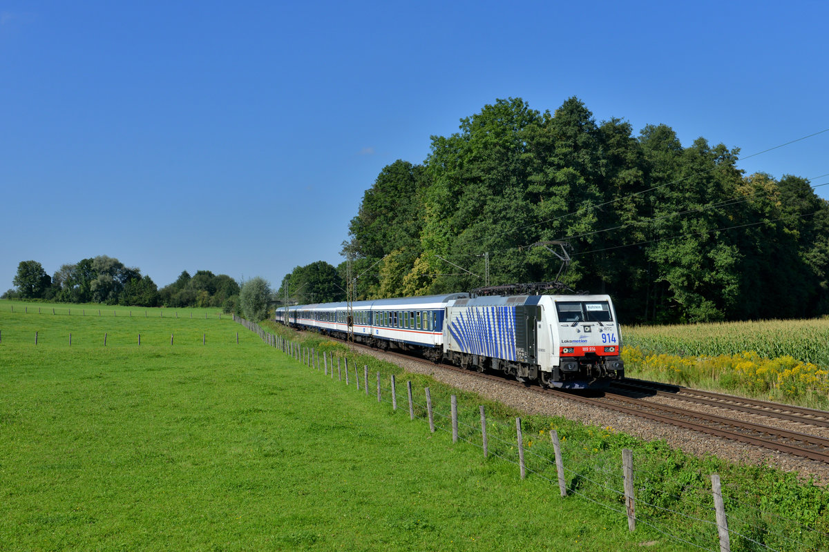 189 914 mit einem Meridian Ersatzzug am 31.08.2016 bei Vogl.